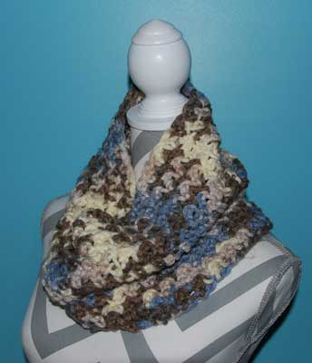 Crochet Piked Cowl Pattern