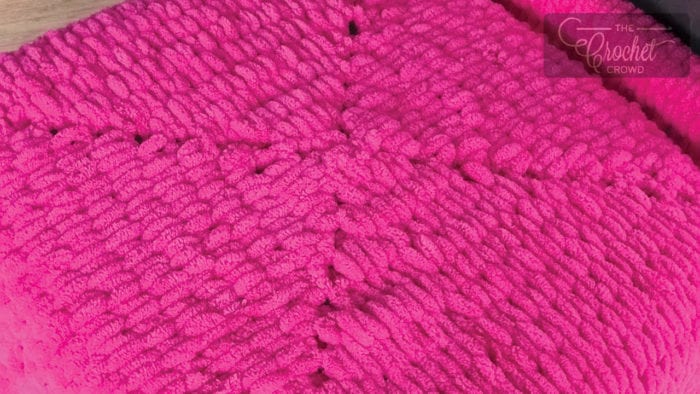 My First Knit Baby Blanket featuring Bernat Alize Blanket EZ