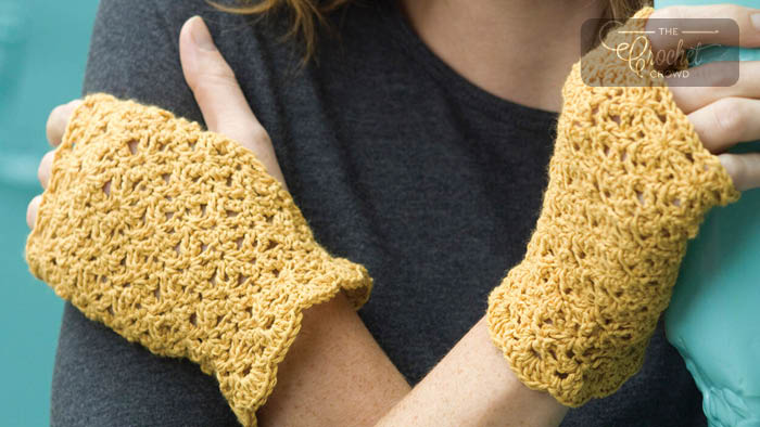 5 Hip Crochet Wristers Patterns