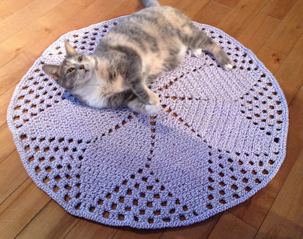 Crochet Daisy Rug