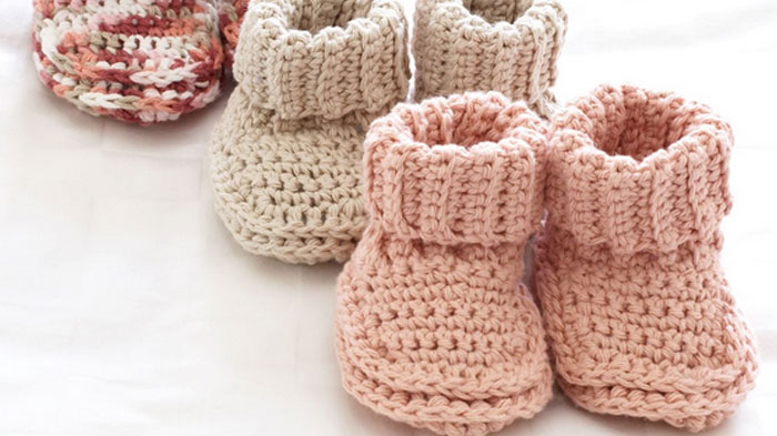 crochet newborn baby booties