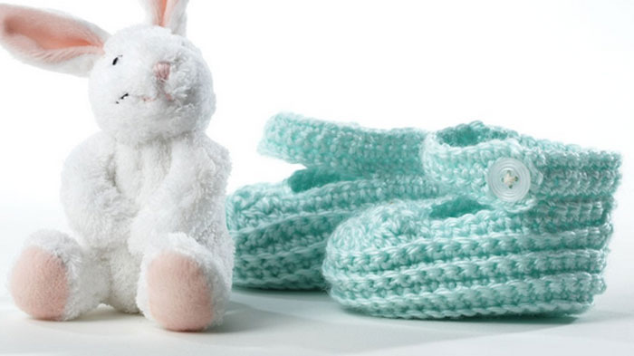 Tiny Baby Crochet Booties