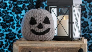 Crochet 3 Little Pumpkins