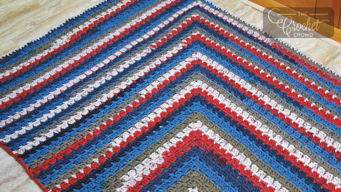 Crochet Mitered Modern Granny Afghan Pattern + Tutorial
