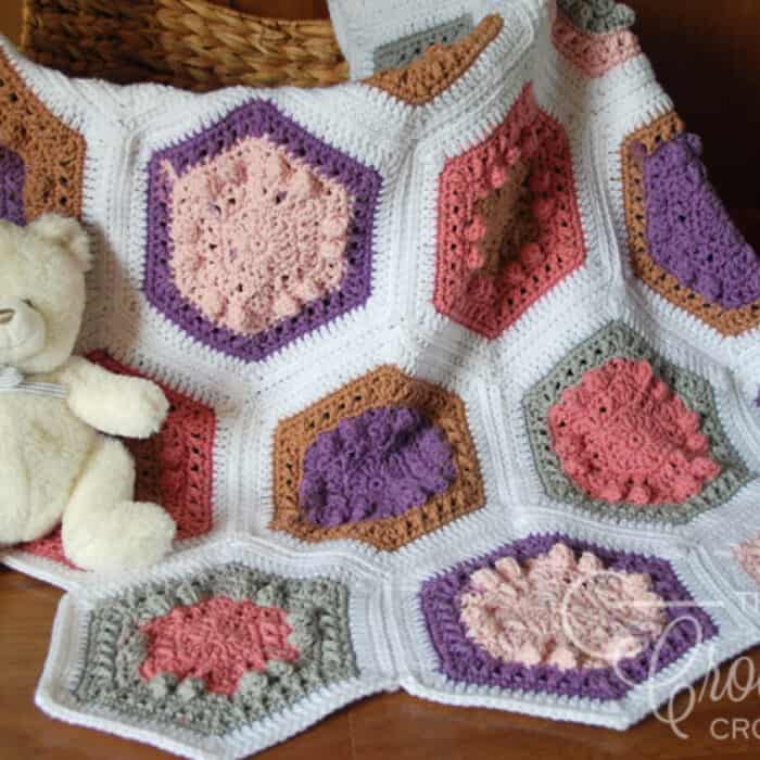 Crochet Hugs and Kisses Baby Quilt