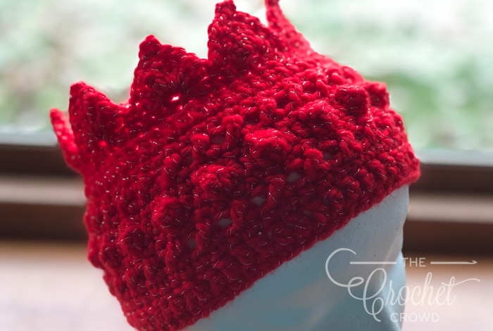 Crochet Hugs & Kisses Crown Headband Pattern + Tutorial