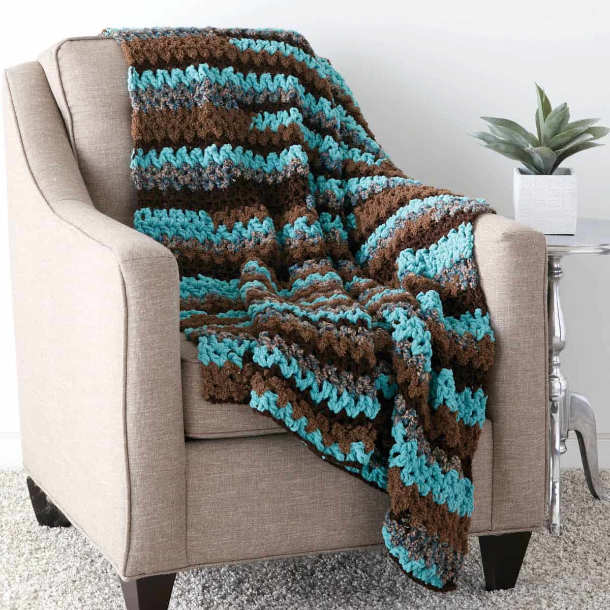 Crochet Easy V-Stitch Blanket Pattern