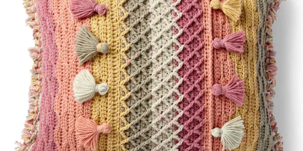Crochet Taselled Pillow Pattern