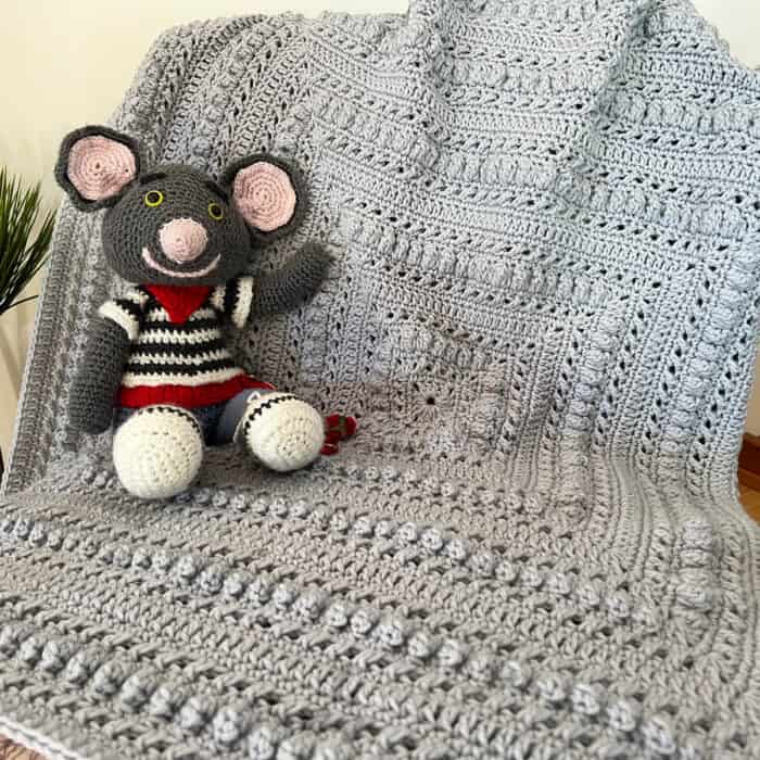 Crochet Hugs and Kisses Baby Blanket with City Crochet Mouse