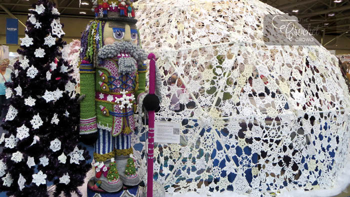 Crochet Snowflake Igloo