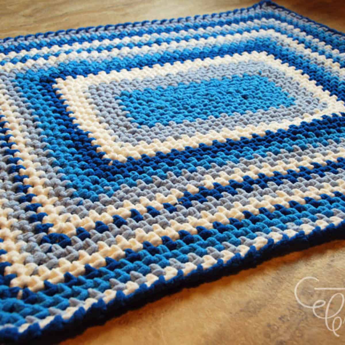 Crochet Moss Stitch Quick and Easy Baby Blanket Pattern