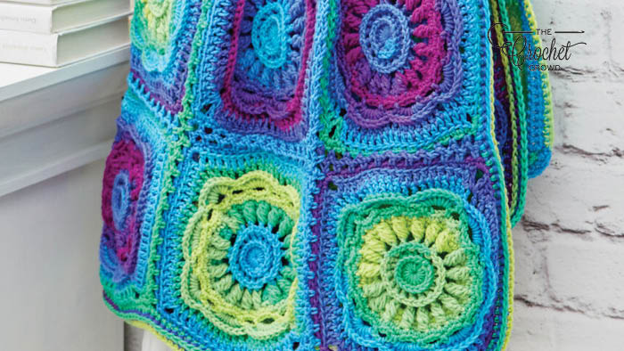 Crochet Floral Beauty Throw Pattern + Tutorial
