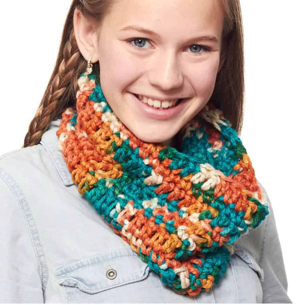 Learn to Crochet for Beginners Cowl