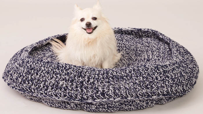 Crochet Caron Pet Bed