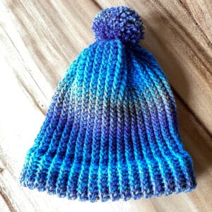 Beginner Loom Knit Adult Double Wrap Hat: A Stylish and Cozy Accessory