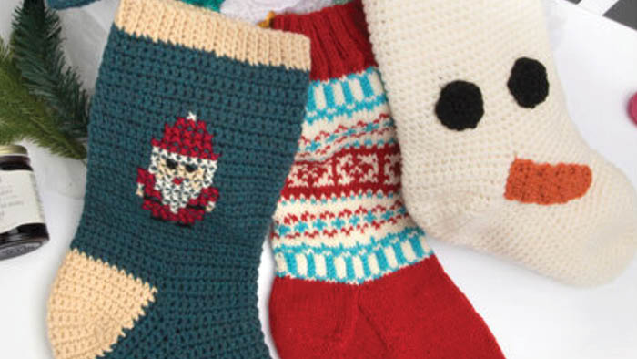 115 Stocking and Holiday Decor Patterns