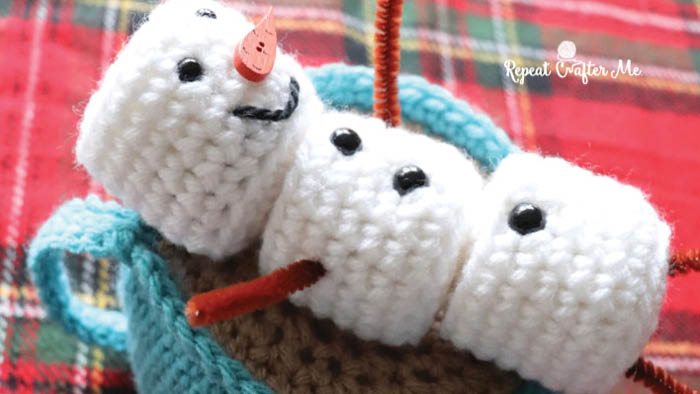 Crochet Marshmallow Snowman in a Mug