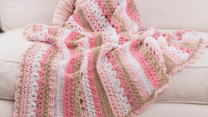 Crochet Little Stitch Sampler Baby Blanket + Tutorial