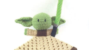 Crochet Yoda Lovey