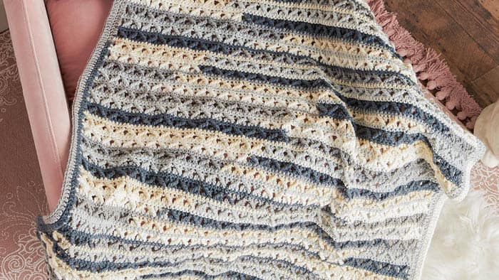 Crochet Textured Lattice Lapghan Pattern + Tutorial