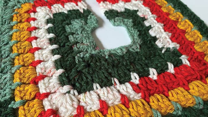 Crochet Modern Granny Christmas Tree Skirt