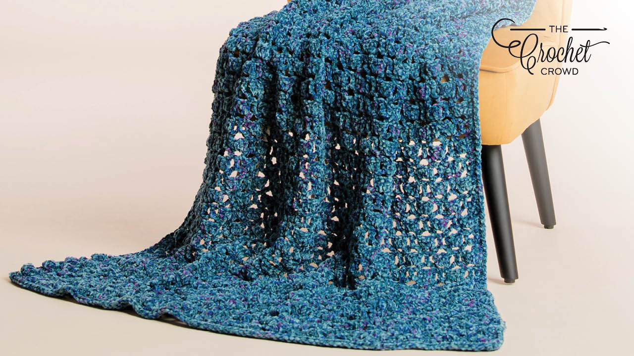 Crochet Easy Blocks Velvet Blanket + Tutorial