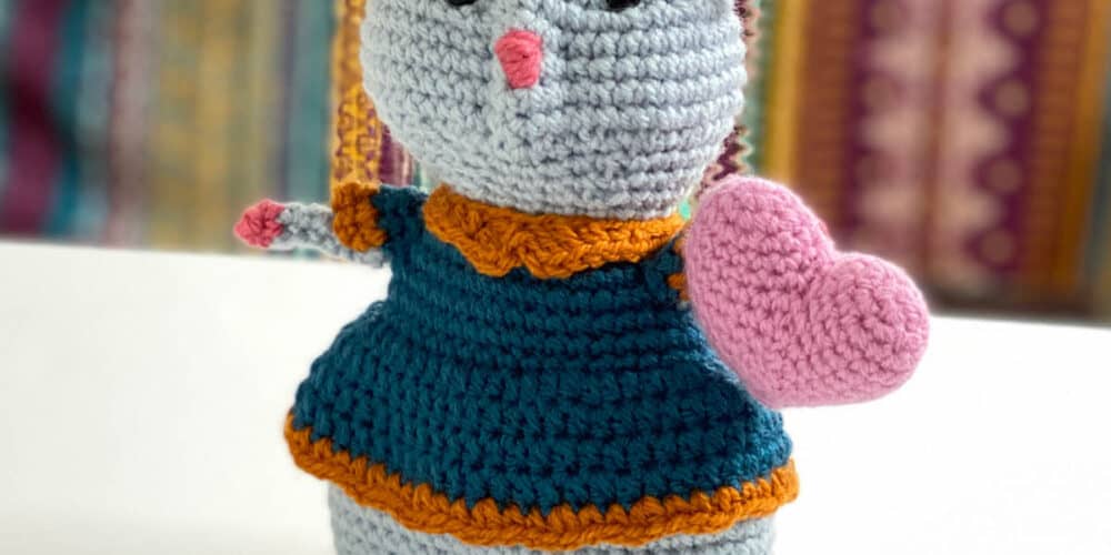 Crochet Mille the Mouse Amigurumi Pattern