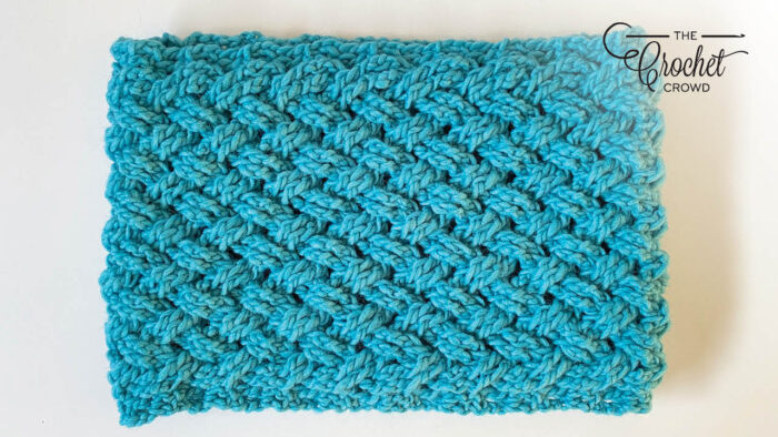 Crochet Celtic Stitch Cowl Front View