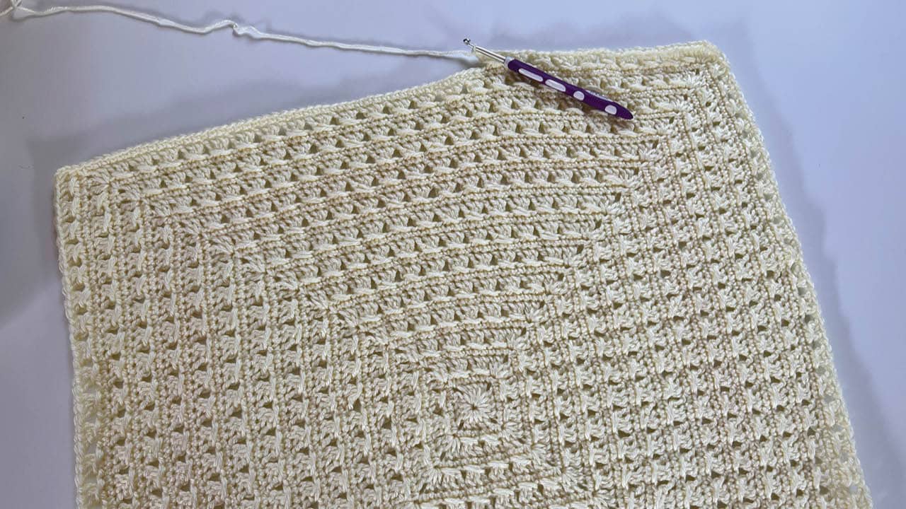 Crochet Diagonal Spikes Blanket