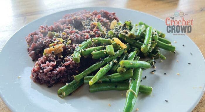 Black Rice and Green Beans Dish