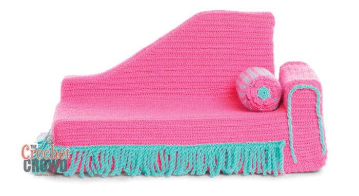 Crochet Cat Chaise Lounge