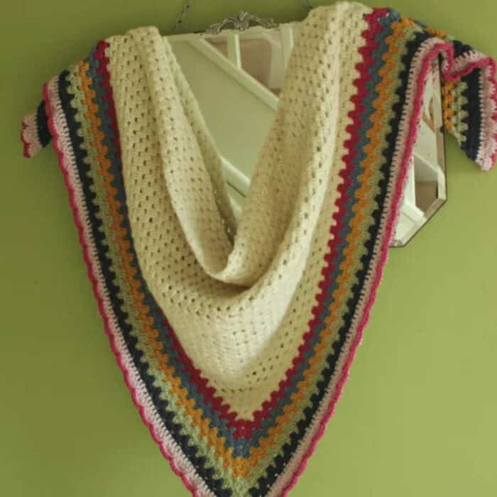 Crochet Simple Granny Triangle Shawl Pattern