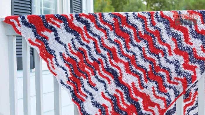 American Waves Blanket