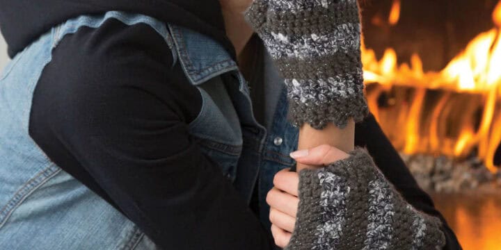 Crochet Warm Fingerless Gloves Pattern