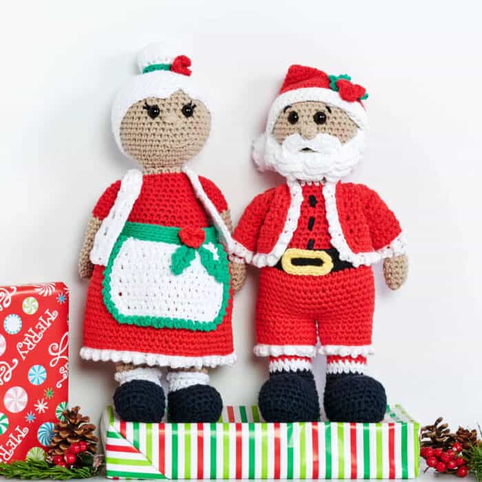 Mr and Mrs Clause Crochet Pattern Dolls