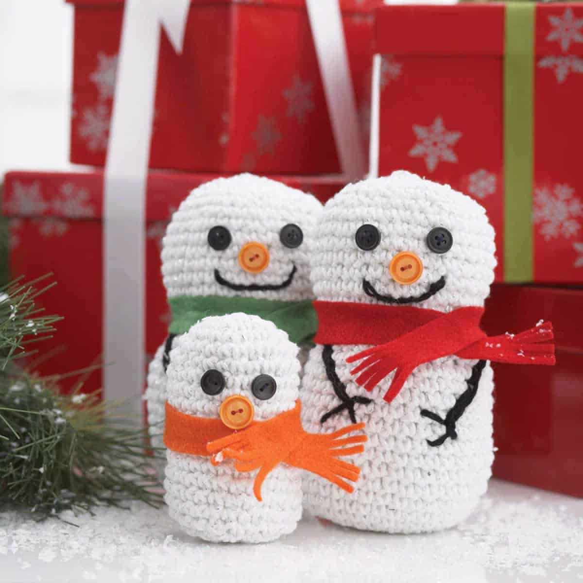 Bernat Crochet Snowman Ornament Pattern