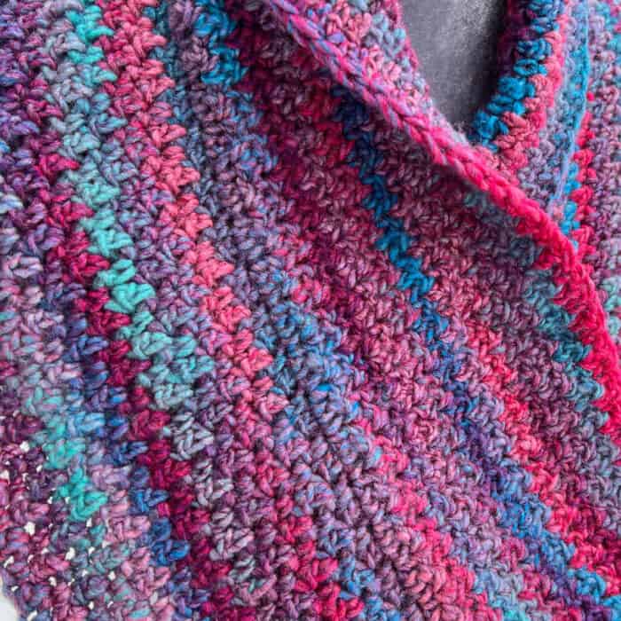 Crochet Crinkle Stitch Infinity Cowl Close Up