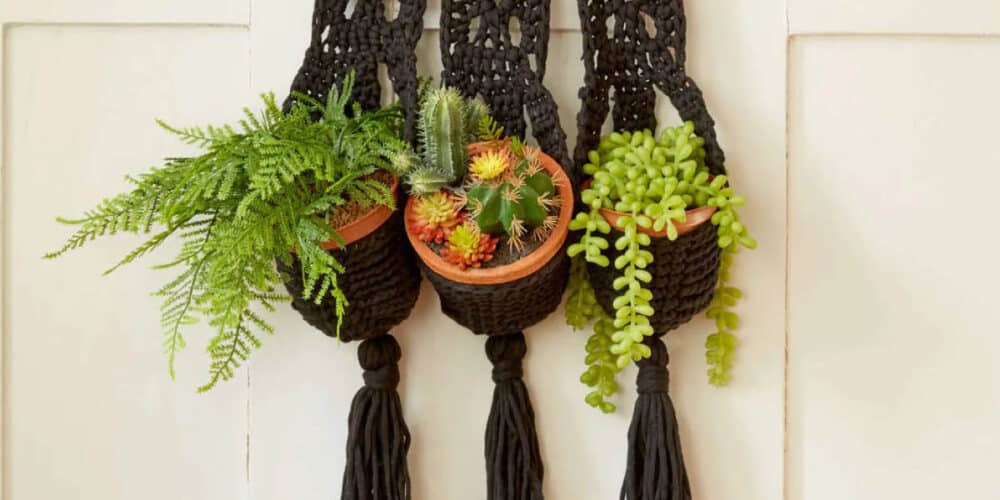Crochet Hanging Planter Pattern