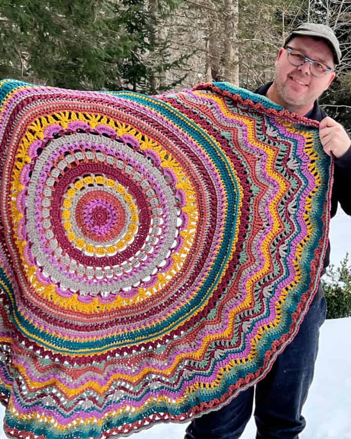 Round Textured Crochet Blanket by Mikey
