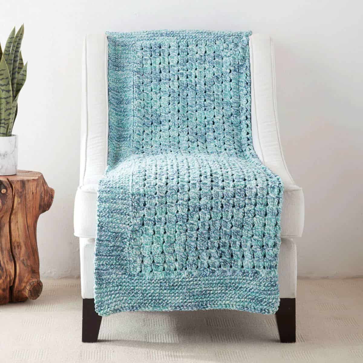 Discover the Vibrant Colors of Bernat Blanket Twist Yarn