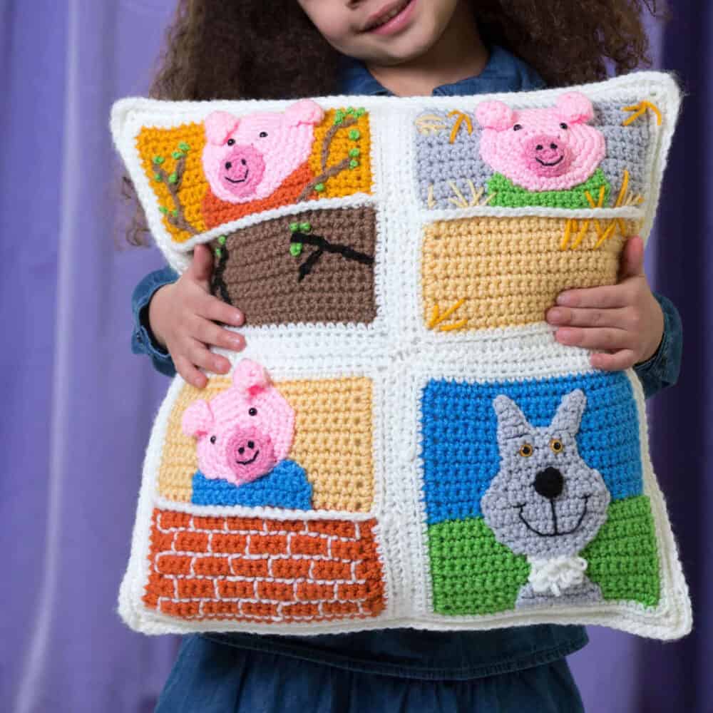 Three Little Pigs Crochet Story Pillow Pattern
