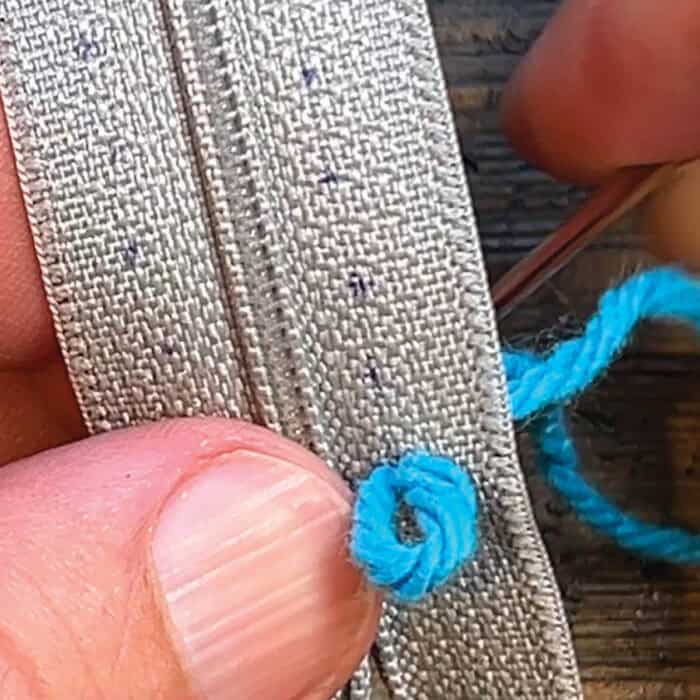 Attach Zipper to Yarn - Create Loop to Use for Next Stitch