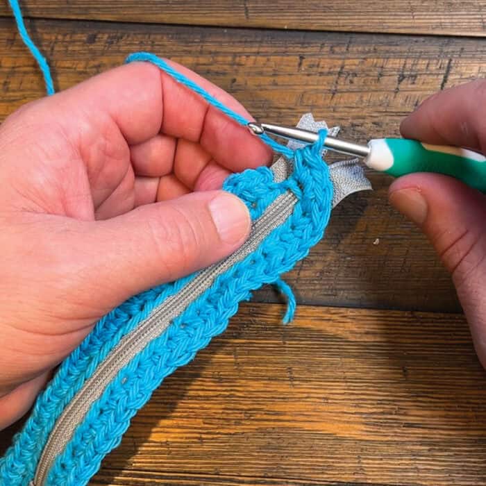 Attach Zipper to Yarn - Start from back through first hole