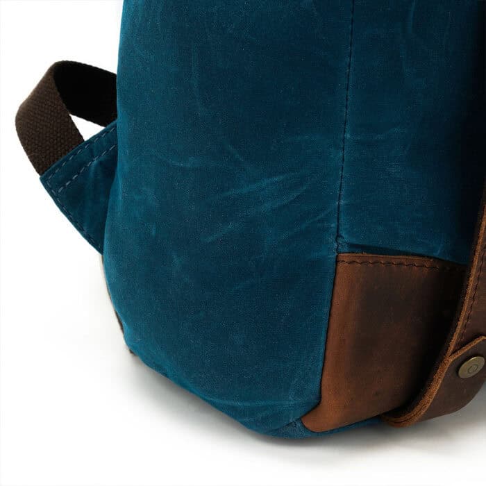 Della Q Makers' Backpack - Bottom Side View